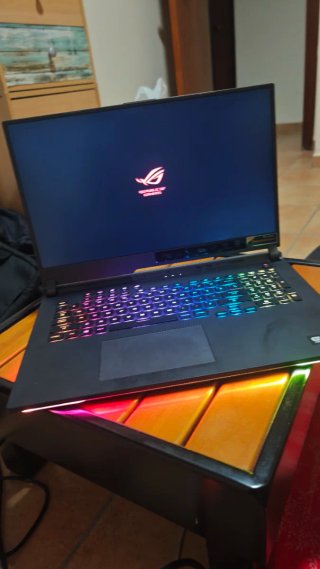 Asus ROG G17 32gb RAM 2Tb 3070 8gb