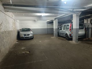 Garaje en venta en Pubilla Cases en Hospitalet de Llobregat, L´