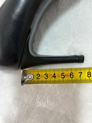 Massimo Dutti Stilettos negros 37