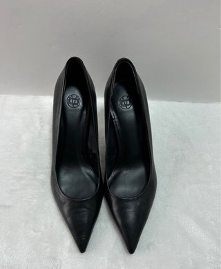 Massimo Dutti Stilettos negros 37