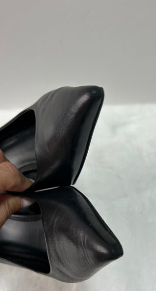 Massimo Dutti Stilettos negros 37