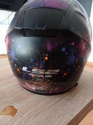 Casco de moto LS2 VECTOR EVO