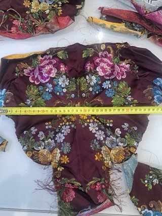 Traje de fallera dos corpiños, farol y manga larga