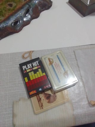 Juegos de cartas Play Hit y baraja