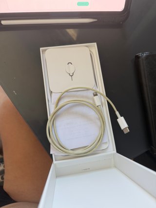 Vendo IPhone 14 Pro Max 512 Gb y lo doy con funda