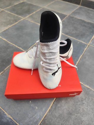 Botas de fútbol infantiles PUMA 38.5