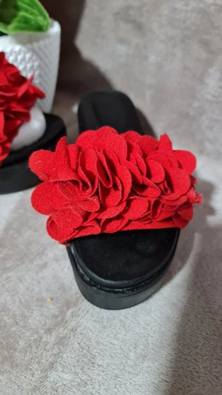 Sandalias plataforma. Nr 37