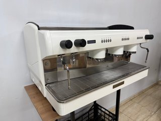 Cafetera expresso Expobar G10 blanca 1año garantía