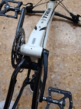 Cuadro bici con doble suspensión