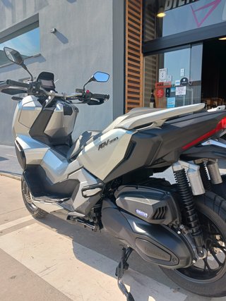 HONDA ADV 350