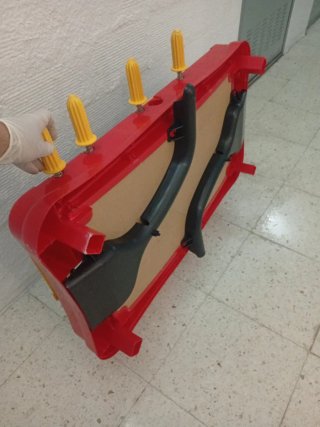 Futbolín de plástico pequeño
