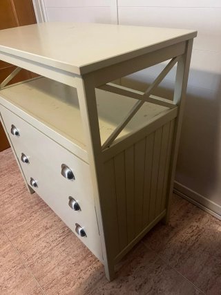 Vendo habitación unisex Cabezal Comoda Mesita