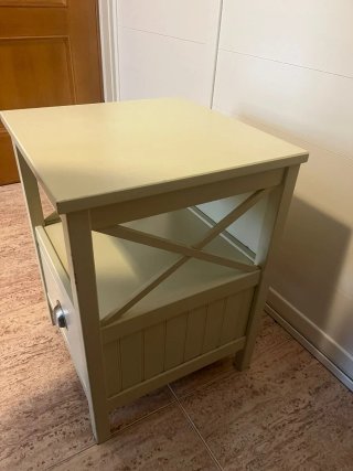 Vendo habitación unisex Cabezal Comoda Mesita