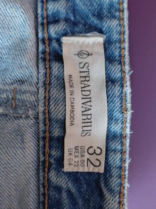 Pantalón vaquero corto