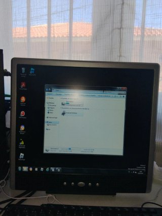 Ordenador LG Negro Completo con Monitor-NEGOCIABLE