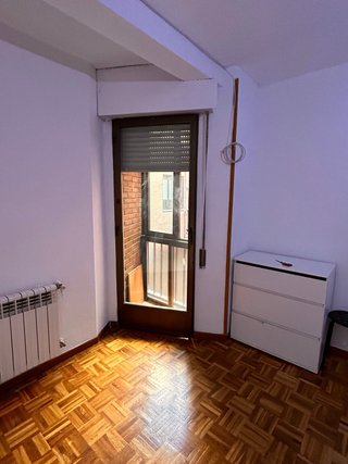 Alquilo habitación grande