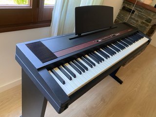 Roland EP-97 Piano Eléctrico