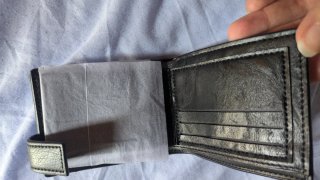 Cartera de piel