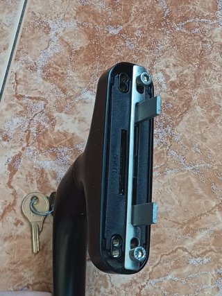 Manilla puerta con llave