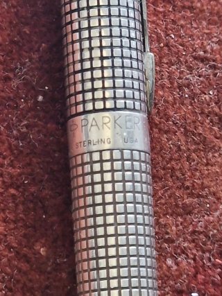 Penna a sfera parker in argento