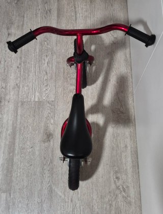 Bicicleta sin pedales Chicco Red Bullet Roja