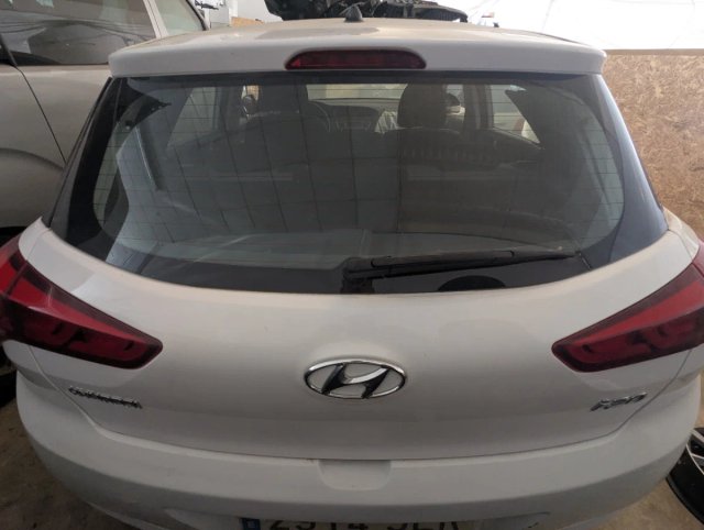 Portón trasero Hyundai i20