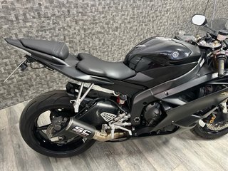 Yamaha R6