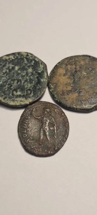 Lotto di TRE monete antiche.
