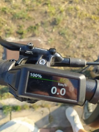 Bicicleta eléctrica Cube. Motor Bosch 800Nw
