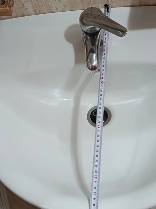 Lavabo y grifo