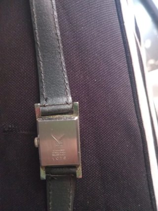 Reloj Camy Mujer Dorado y Negro