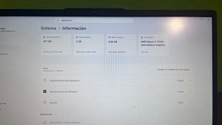 Portátil Lenovo IdeaPad Slim 3 Ryzen 5 7520U 8GB 5
