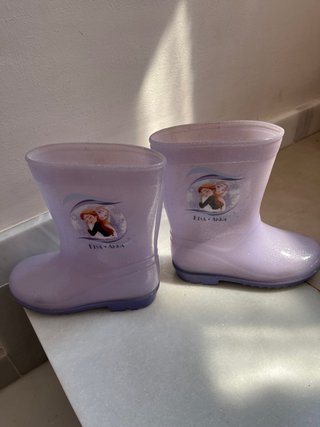 Botas de agua niña Frozen moradas numero 27