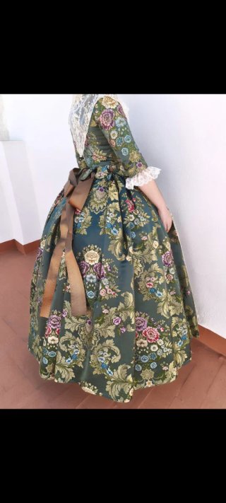 Traje de fallera