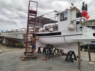 Barco de pesca Lista Tercera,8m artes menores