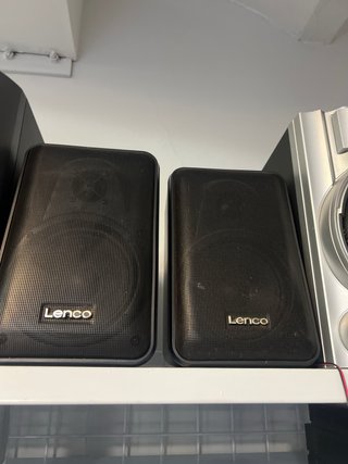 Altavoces Sony Negros y Plateados