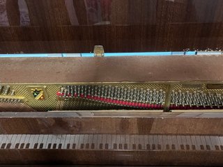 piano vintage
