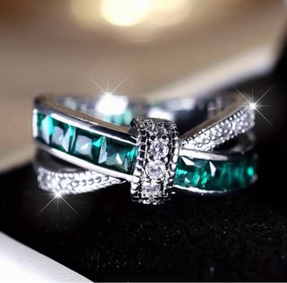 Anello zirconi verde
