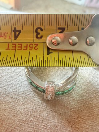 Anello zirconi verde