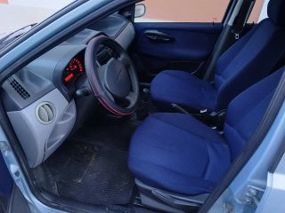 FIAT Punto 2000