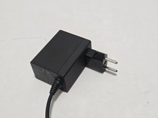 Cargador original Nintendo Switch cable enchufe