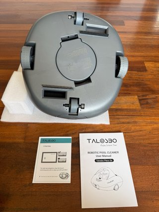 Cordless robotic pool cleaner Talosbo Pleco SE