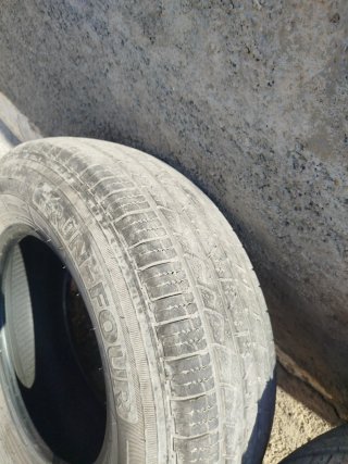 4 Gomas 215/75/15 100H