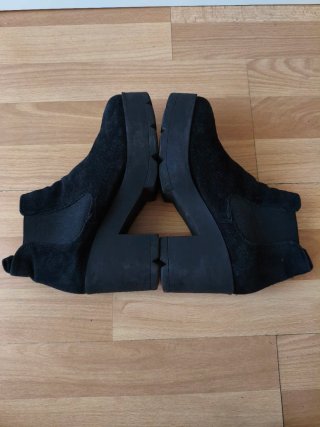 Zapatos de ante negros con plataforma