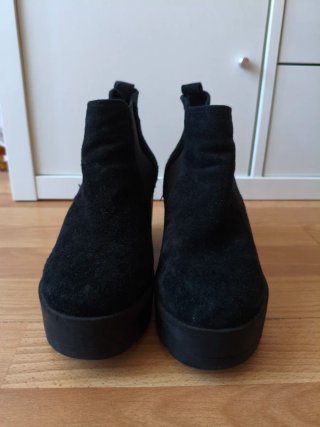 Zapatos de ante negros con plataforma