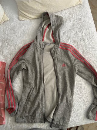 Lote de chaqueta y camiseta de Adidas para niña XL