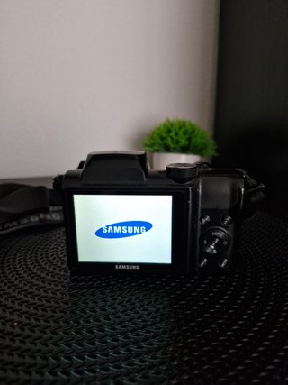 Samsung WB100 | Zoom 26x | Perfecto estado