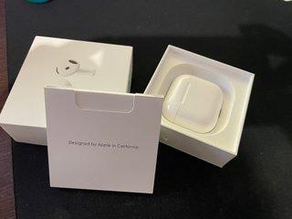 Airpods 4