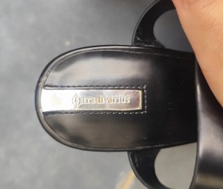 Sandalias negras Stradivarius 38