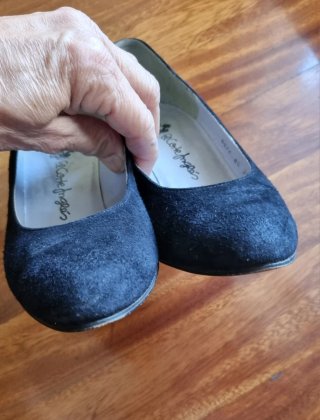 Zapatos de ante, tacón